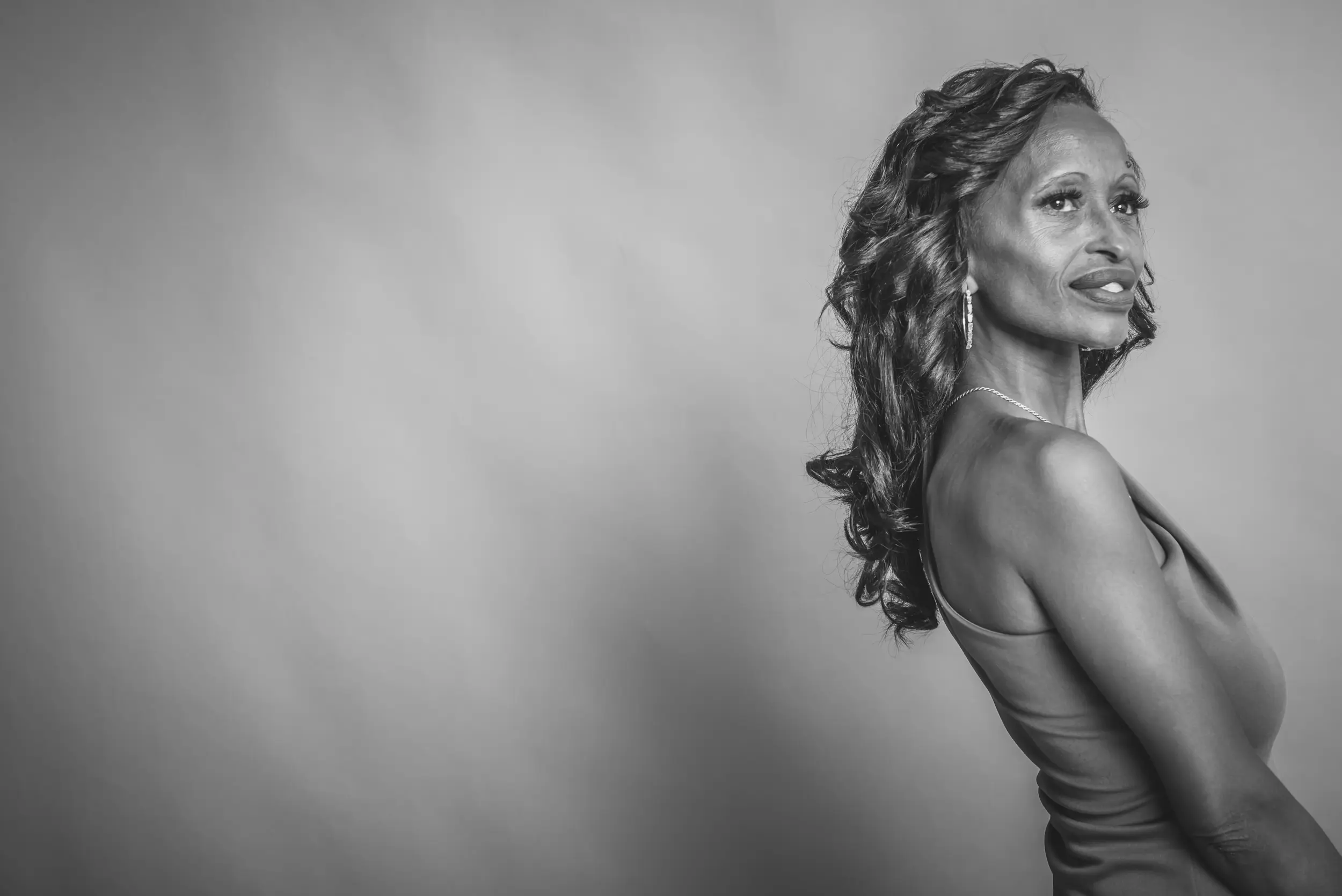 כמה עולה קורס צילום מקצועי — נתי גולד, מדריך צילום מקצועי עם 13 שנות ניסיון